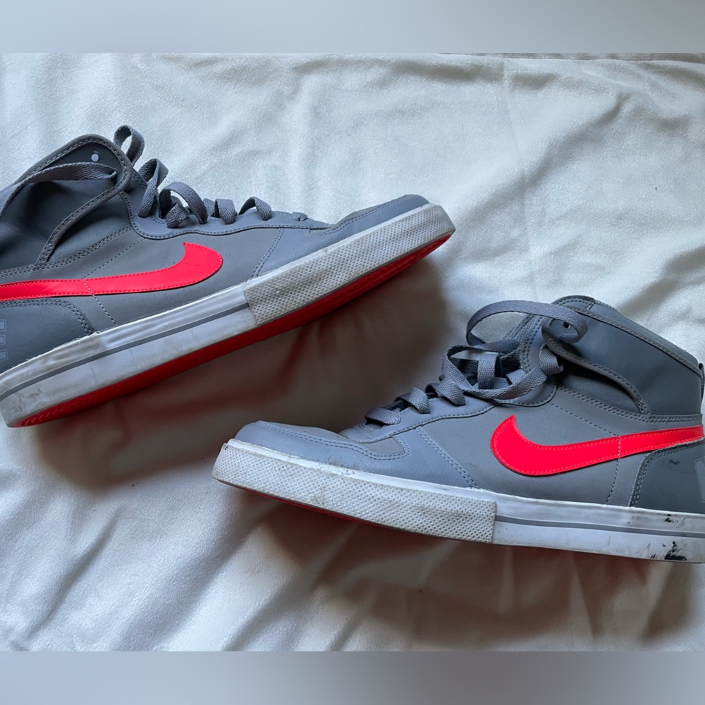 Nike high top. Gray/red. Mens 12.